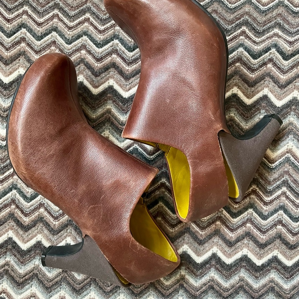 🤎 Tsubo Brown Leather Slingback